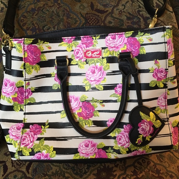 Betsey Johnson purse/crossbody bag - Picture 2 of 8